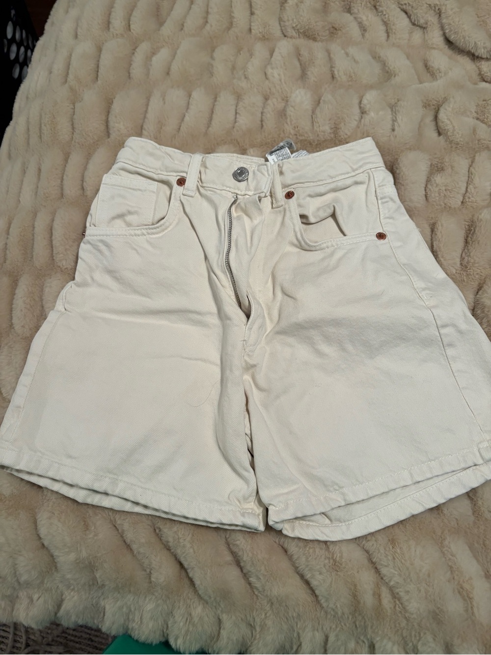 Zara Off-White High-Waist Denim Bermudas